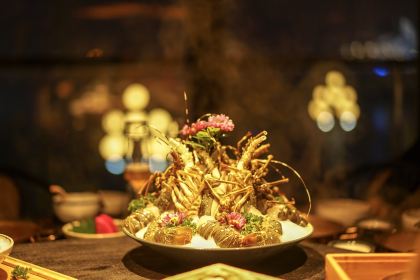 YANSHE FEATURED HOT POT