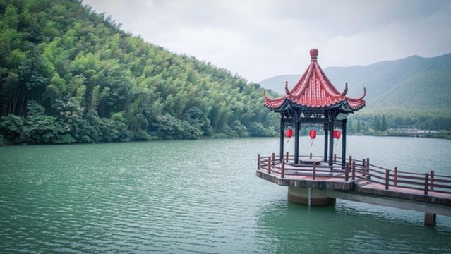 Mirror Lake, Yixing Zhuhai Scenic Area