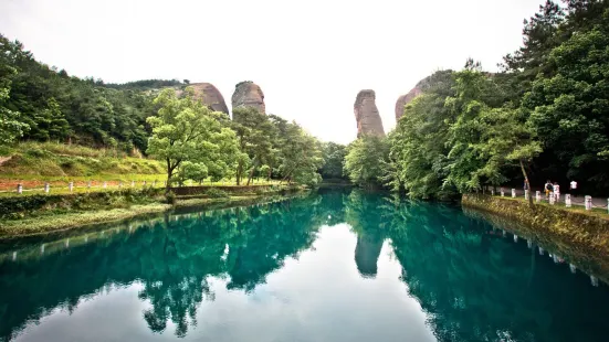 亀峰風景区