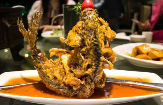 閆府私房菜（恆隆店）