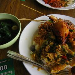 Warung Makan Nikmat halal User Photo