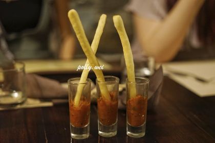 MadeInItaly Italian Restaurant | Free pickup & drop-off service