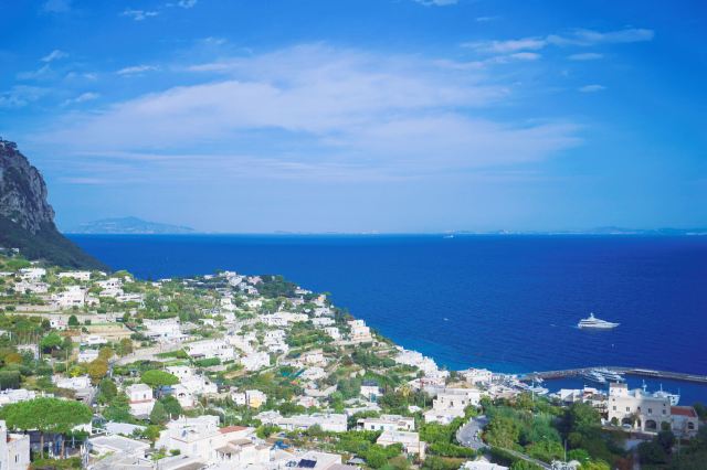卡普里島