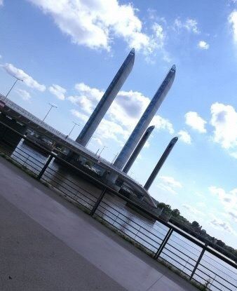 Jacques Chaban-Delmas Bridge