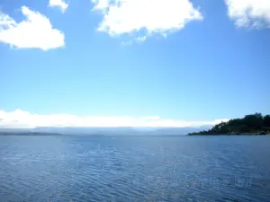 普耶韋湖