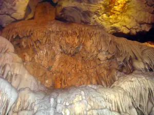 Indian Echo Caverns