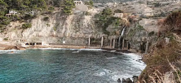 Hotels in Banyalbufar