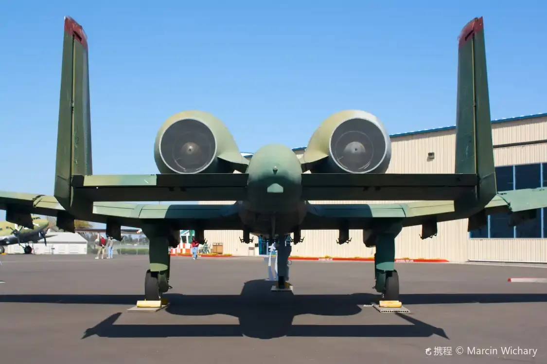 Hotels near Aerospace Museum of California