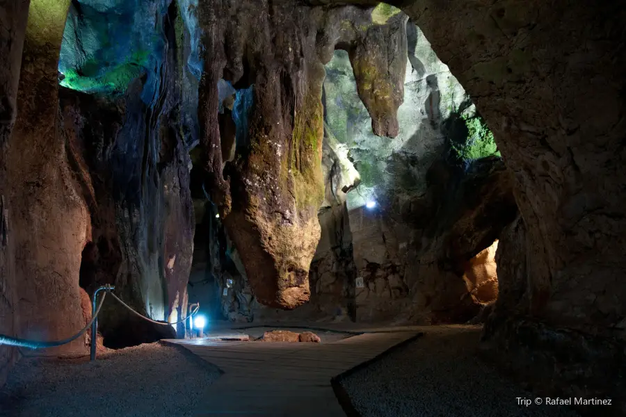 Prehistoric Cave Cueva de las Calaveras