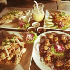 Chonthicha Restaurant User Photo