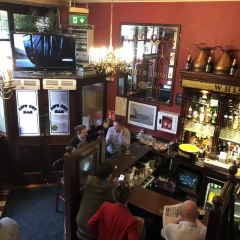 The Oval Bar User Photo