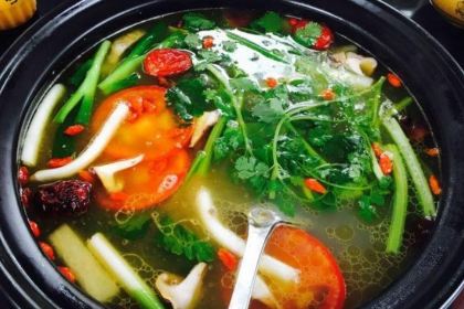 青城高原牦牛汤·川西特色火锅(总店)