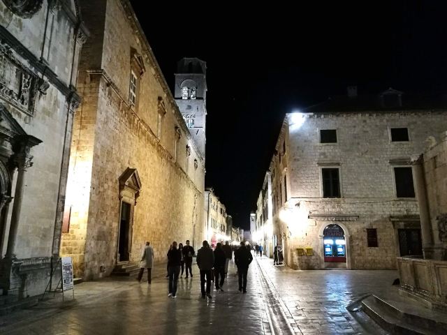 Placa Thoroughfare (Stradun)
