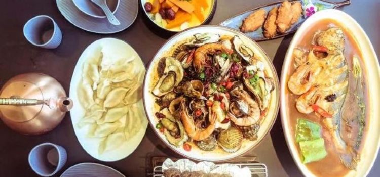 锦色烧鹅·鲜界鲅鱼水饺(大里路店)