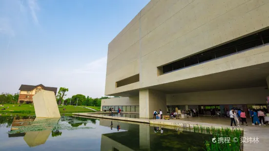 Xiezilong Yingxiang Art Center