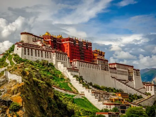 【西藏自由行】離天堂最近的地方，西藏超強自由行乾貨