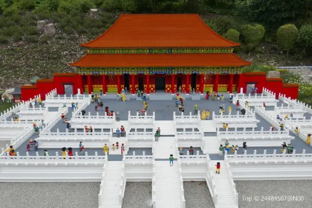 10 Things You Deserve to Know Before You Go to Legoland California