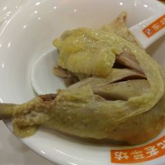 悦府东北私房菜·饺子王·铁锅炖(长白山万达店) User Photo