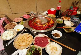 洞亭火鍋(防空洞店)用戶圖片