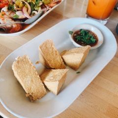 Lung Yai Thai Tapas User Photo