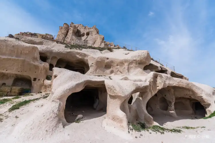 Hotels near Uchisar Castle