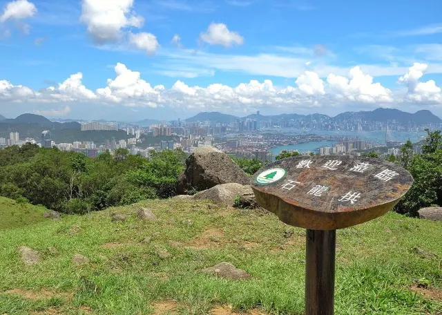 【行山路線推介🌄】2025初級山路盤點: 6條香港初級簡易行山徑,✅靚景✅3小時✅新手