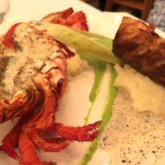 Lawry's User Photo