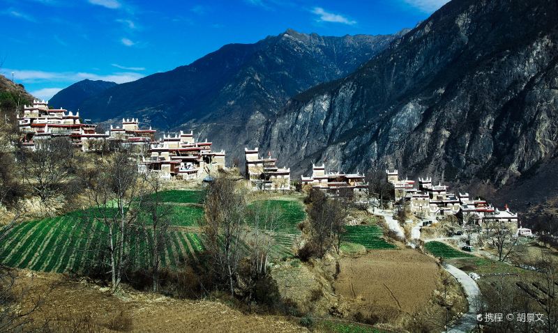 Jiaju Tibetan Village