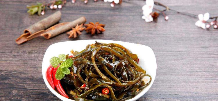 Ziyanbaiwei Chicken (yinxing)