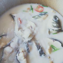 野生菌蒸汽石锅鱼 User Photo