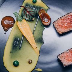 Large Eight Italy Lounge&Restaurant User Photo