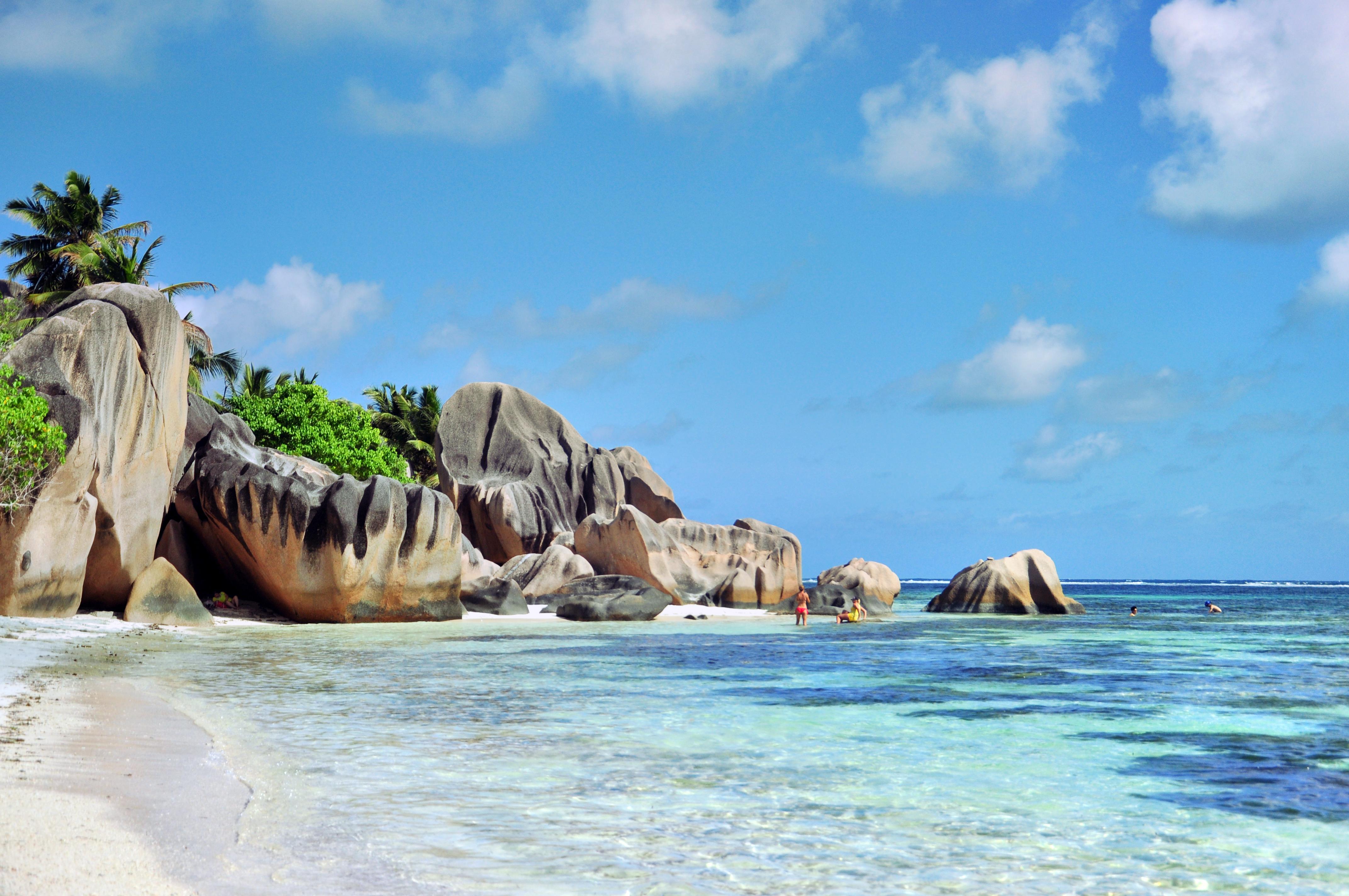 places to visit in la digue