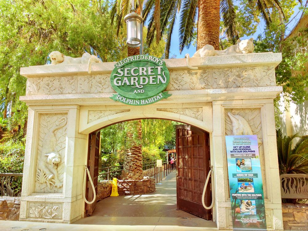 Latest travel itineraries for Secret Garden & Dolphin Habitat in January  (updated in 2024), Secret Garden & Dolphin Habitat reviews, Secret Garden &  Dolphin Habitat address and opening hours, popular attractions, hotels,