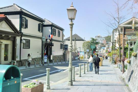 日本大阪+南京町+神户動物王國+北野異人館街一日遊