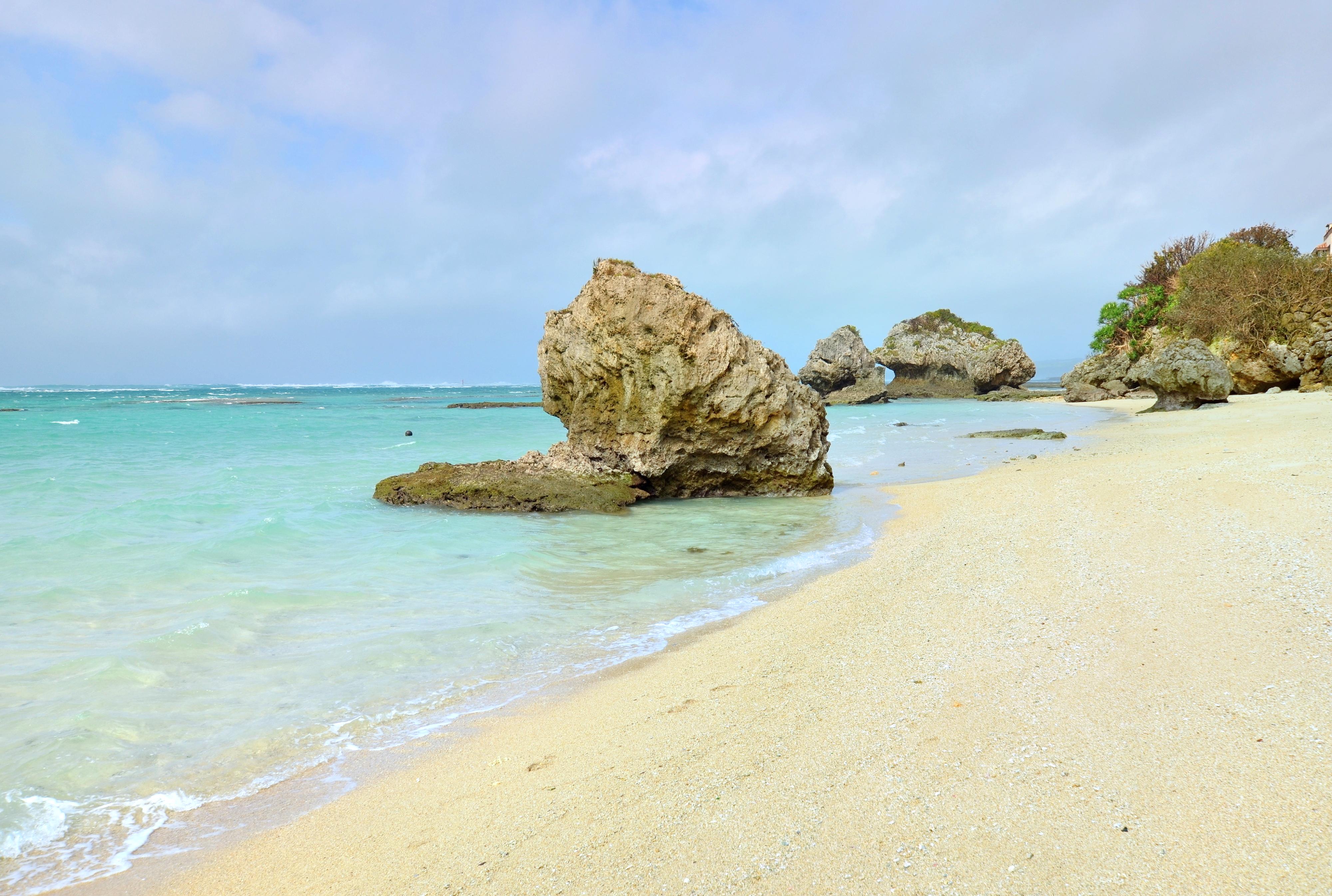 沖縄 南城 みーばるビーチ グラスボトムボート水中ツアー 予約
