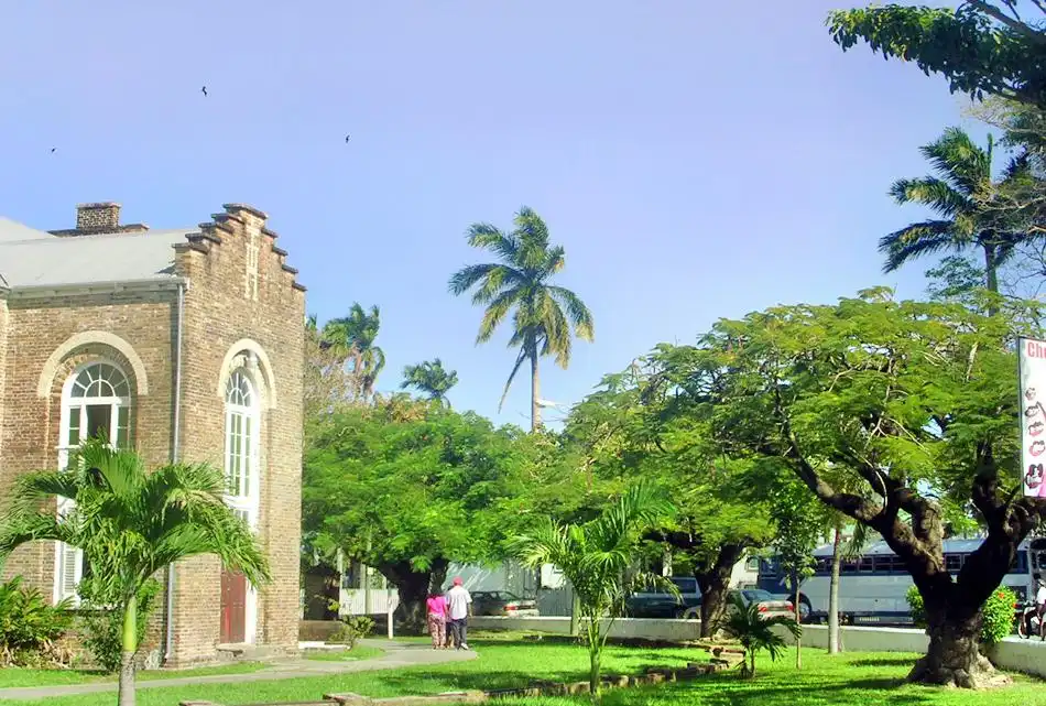 Các khách sạn gần Beth Israel Synagogue