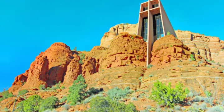 紅巖聖十字教堂