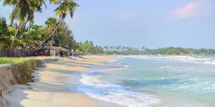 Uppuveli beach
