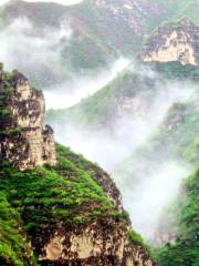 Xianren Canyon Resort