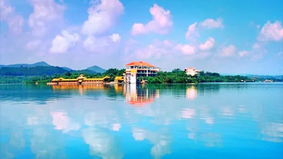 Chengbi Lake