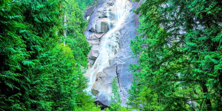 Shannon Falls Provincial Park