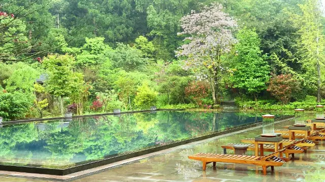 Tengchong Hot Spring Soak