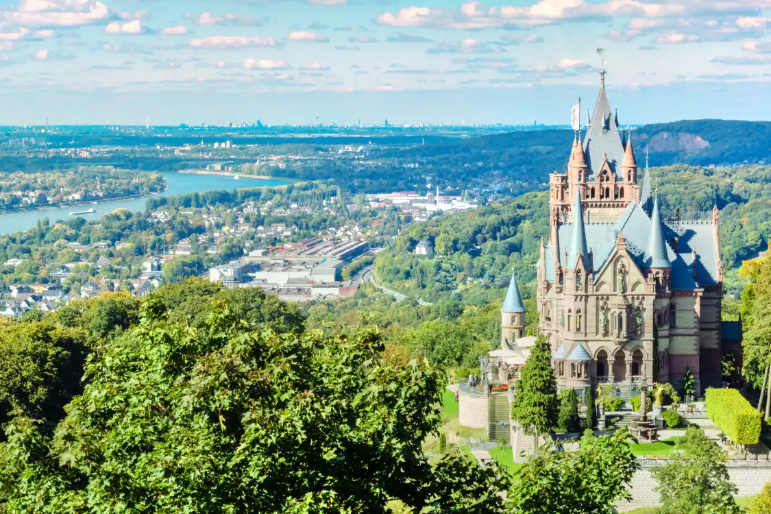 Các khách sạn gần Schloss Drachenburg