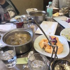 Jingchengyipin Hot Pot City 여행 사진