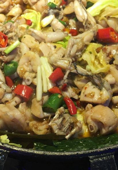 ZHU GE KAO YU HONG HU DIAN