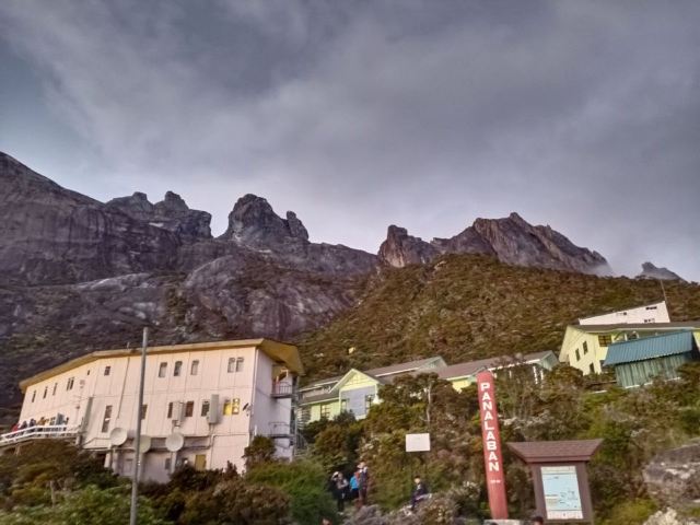 키나발루 산