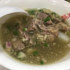 Sister Wah 여행 사진