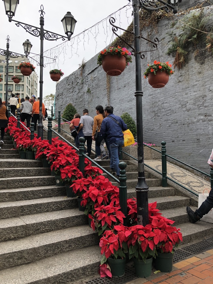 官也街景點評論 官也街門票 官也街優惠 官也街交通 地址 開放時間 官也街附近景點 飯店與美食 Trip Com