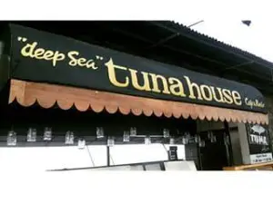 Tuna House