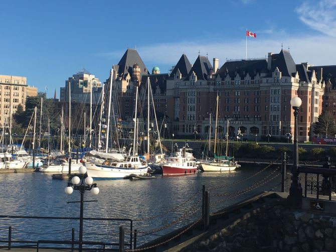 Victoria Harbour Ferry 빅토리아 여행 리뷰｜트립닷컴 트립 가이드